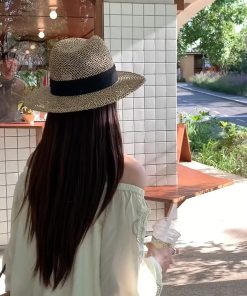 Vintage French Hollowed-Out Flat-Brimmed Straw Jazz Hat for Women - Ideal for Beach Vacations, Sun Protection, and Photo Shoots