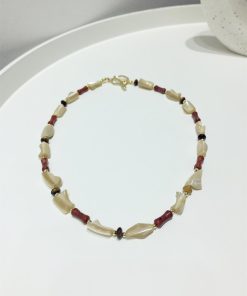 Vintage French Irregular Geometric Shell Bead Necklace - High-End Temperament Clavicle Chain Accessory