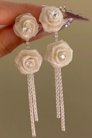 Vintage French Lace Rose Tassel Earrings - Elegant Studs with Light Luxury and Sweet Charm for Fashion Lovers