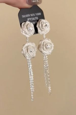 Vintage French Lace Rose Tassel Earrings - Elegant Studs with Light Luxury and Sweet Charm for Fashion Lovers