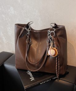 Vintage French-Style Large Capacity Tote Bag for Women - Spring/Summer 2025 Fashion Shoulder Bag for Students and Commuters