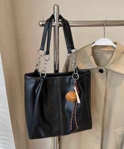 Vintage French-Style Large Capacity Tote Bag for Women - Spring/Summer 2025 Fashion Shoulder Bag for Students and Commuters