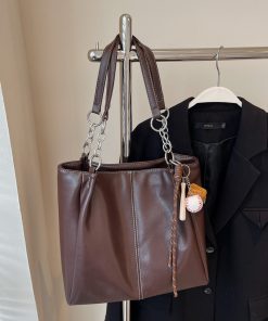 Vintage French-Style Large Capacity Tote Bag for Women - Spring/Summer 2025 Fashion Shoulder Bag for Students and Commuters