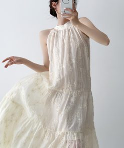 Vintage French White Lace Halter Dress - Sexy Sleeveless Off-Shoulder Flared Long Dress for Spring Summer Fashion