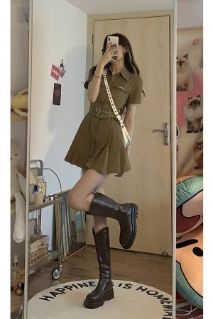 Vintage French Workwear Vest Dress for Women, Waist-Cinching Design, Pleated Short Skirt, Stylish Summer Fashion, Sweet & Spicy Vibes