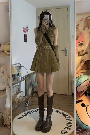 Vintage French Workwear Vest Dress for Women, Waist-Cinching Design, Pleated Short Skirt, Stylish Summer Fashion, Sweet & Spicy Vibes