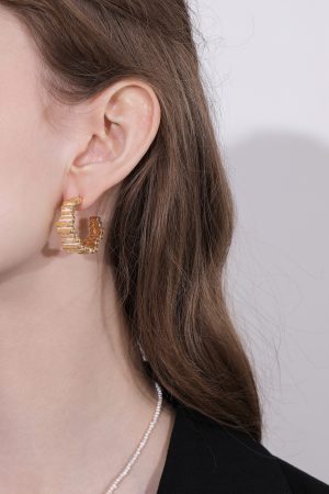 Vintage Gold C-Shaped Round Earrings for Women - Minimalist French Ear Clips, 925 Silver, Elegant Everyday Jewelry