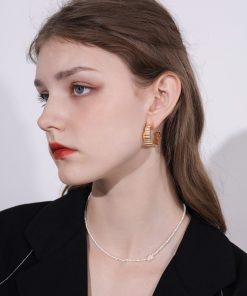 Vintage Gold C-Shaped Round Earrings for Women - Minimalist French Ear Clips, 925 Silver, Elegant Everyday Jewelry