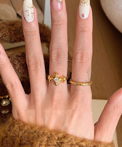 Vintage Gold Cross Iris Flower Ring for Women - High-End Versatile Finger Ring, 2025 Luxury Fashion Accessory