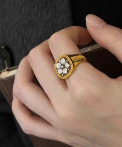 Vintage Gold Square Flower Ring with Fine Chain and Steel Beads - Oversized Stacking Ring for Women, Boho Chic Style