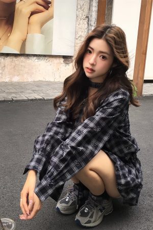 Vintage Gray-Black Plaid Long Sleeve Dress Shirt with Bow - Slim Fit Butterfly Design, Perfect for 90s and Y2K Style