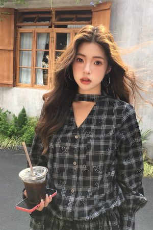 Vintage Gray-Black Plaid Long Sleeve Dress Shirt with Bow - Slim Fit Butterfly Design, Perfect for 90s and Y2K Style
