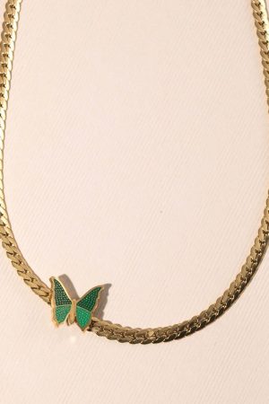Vintage Green Butterfly Choker Necklace in Titanium Steel, Minimalist Cuban Flat Design, High-End Light Luxury for European and American Style