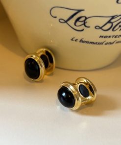 Vintage High-End Black Agate Earrings - Niche Design Versatile Ear Clips for Timeless Elegance