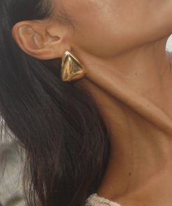 Vintage High-End Women's Triangle Wide Large Square Earrings - Unique Light Luxury Fashion Jewelry