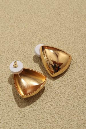 Vintage High-End Women's Triangle Wide Large Square Earrings - Unique Light Luxury Fashion Jewelry