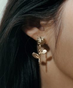 Vintage Hydrangea Flower Earrings for Women | Simple Romantic Rose Design | Long Slimming Style | Ideal for 90s and Y2K Fashion