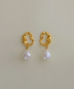 Vintage-Inspired 18K Gold-Plated Baroque Pearl Long Earrings with Hollow Lava Design, Elegant Statement Jewelry