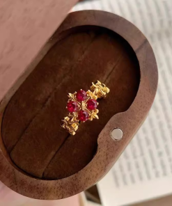 Vintage-Inspired Adjustable Open Design Rose Pink Iris Flower Ring for Women â€“ Exquisite Light Luxury Fashion Accessory