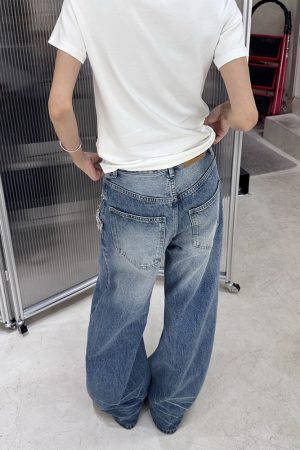 Vintage-Inspired Cat Whiskers Pocket Frayed Loose Straight-Leg Jeans for Women - American Style Draping Trend