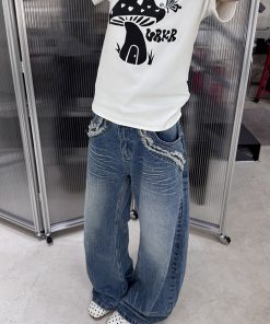 Vintage-Inspired Cat Whiskers Pocket Frayed Loose Straight-Leg Jeans for Women - American Style Draping Trend