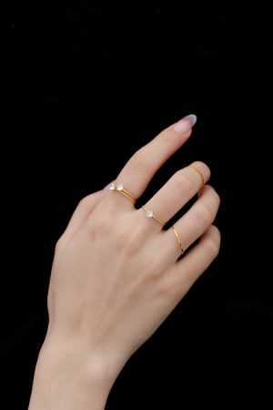 Vintage-Inspired Elegant Gold Mini Stacking Ring with Shimmering Starry Sky Diamond Detail
