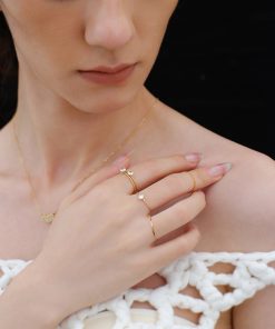 Vintage-Inspired Elegant Gold Mini Stacking Ring with Shimmering Starry Sky Diamond Detail