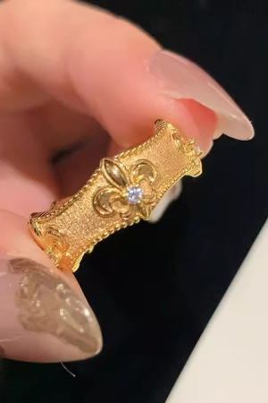 Vintage-Inspired Iris Flower Ring for Women - Exquisite Palace Style, Niche Design, Versatile High-End Look