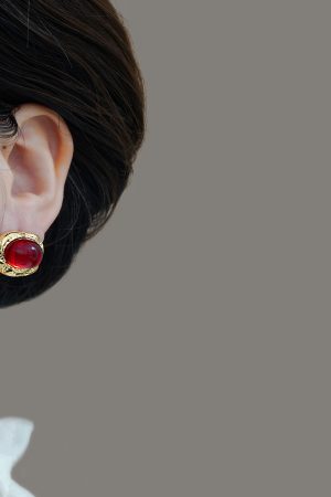 Vintage-Inspired Red Earrings for Women - 2025 Trendy Lightweight Luxury Jewelry for Autumn & Winter, Niche Design Accessories