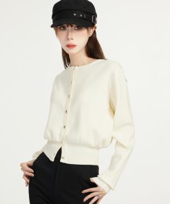 Vintage-Inspired Round Neck Knitted Cardigan for Women - Elegant Short Coat for Spring and Autumn, Stylish Niche Design