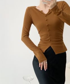 Vintage-Inspired V-Neck Knitted Top for Women with Pleated Design and Slim Fit, Perfect for Y2K and Korean Style Fashion