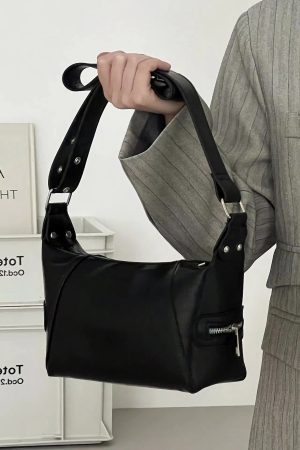 Vintage-Inspired Women's Motorcycle Shoulder Bag - Edgy Retro Small Handbag for Cool Girls