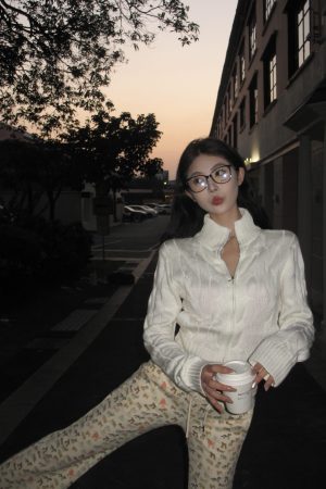 Vintage-Inspired Women's Turtleneck Cable Knit Cardigan with Double Zipper, Autumn Winter Short Knitted Top, Thick Cozy Layering Piece