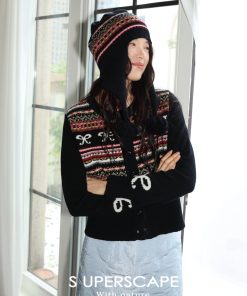 Vintage Jacquard Pleated Pilot Earflap Knit Hat in Merino Wool - Cozy Winter Accessory, Retro Style, 90s Inspired Fashion