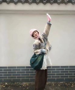 Vintage Japanese-Style Heavy-Duty Stand Collar Zip-Up Knitted Cardigan with Snowflake Embroidery for Women - Autumn Winter Fashion