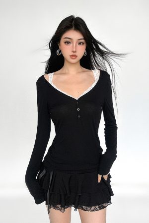 Vintage Lace Spliced Black Button Fake Two-Piece Long Sleeve T-Shirt for Women - 2025 Spring Autumn Style, Y2K Fashion Top