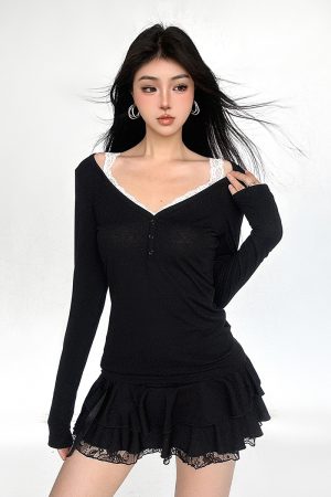 Vintage Lace Spliced Black Button Fake Two-Piece Long Sleeve T-Shirt for Women - 2025 Spring Autumn Style, Y2K Fashion Top