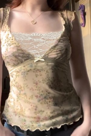 Vintage Lace Spliced Low Neck Short Top with Faux Two-Piece Design - Y2K Inspired Fashion for Effortless Style