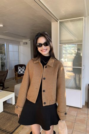 Vintage Lapel Short Woolen Jacket for Women - Loose Casual Cardigan Top in Retro Style