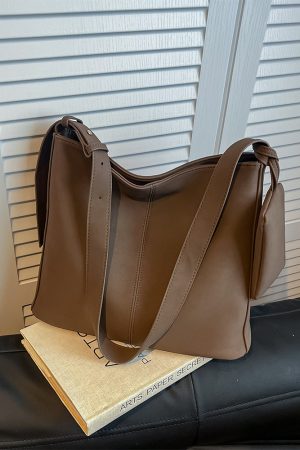 Vintage Large Capacity Crossbody Bucket Bag for Women - Casual Versatile Shoulder Bag for Commuters, Autumn 2025 Style