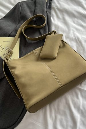 Vintage Large Capacity Crossbody Bucket Bag for Women - Casual Versatile Shoulder Bag for Commuters, Autumn 2025 Style