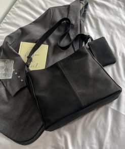 Vintage Large Capacity Crossbody Bucket Bag for Women - Casual Versatile Shoulder Bag for Commuters, Autumn 2025 Style