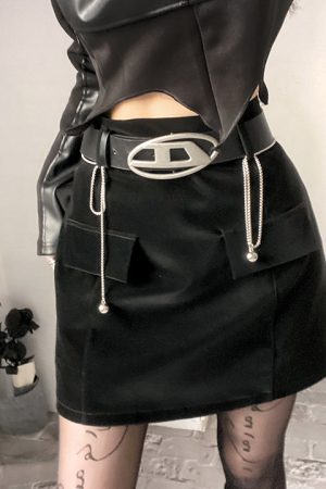 Vintage Leather Belt with Silver Buckle - Versatile Fashion Must-Have for Bloggers, Trendy Texture, Perfect for 90s and Y2K Styles