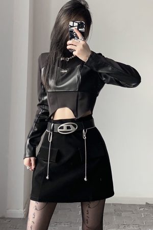 Vintage Leather Belt with Silver Buckle - Versatile Fashion Must-Have for Bloggers, Trendy Texture, Perfect for 90s and Y2K Styles