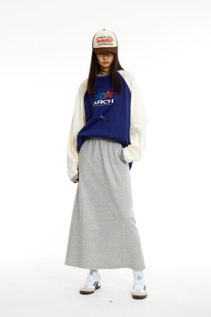 Vintage Logo Raglan Sleeve Long Tee with Roaring Beast Design - 90s Inspired Streetwear Top