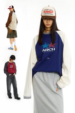 Vintage Logo Raglan Sleeve Long Tee with Roaring Beast Design - 90s Inspired Streetwear Top