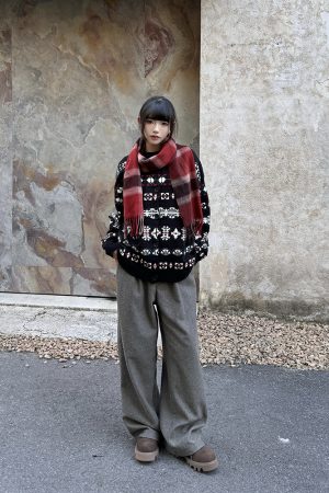 Vintage Loose Fit Knitted Cardigan Sweater for Women - High-End Feel, Round Neck, Lazy Style Outerwear