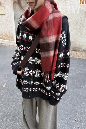 Vintage Loose Fit Knitted Cardigan Sweater for Women - High-End Feel, Round Neck, Lazy Style Outerwear
