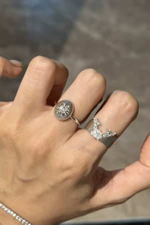 Vintage Mid-Century Diamond Textured Stacked Ring, Minimalist Open Finger Design, Unique Statement Jewelry