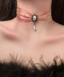 Vintage Palace Style Pearl Pendant Necklace, Sheer Silk Ethnic Choker, Elegant Neck Chain, Boho Jewelry Accessory